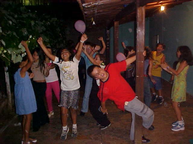 Daemos